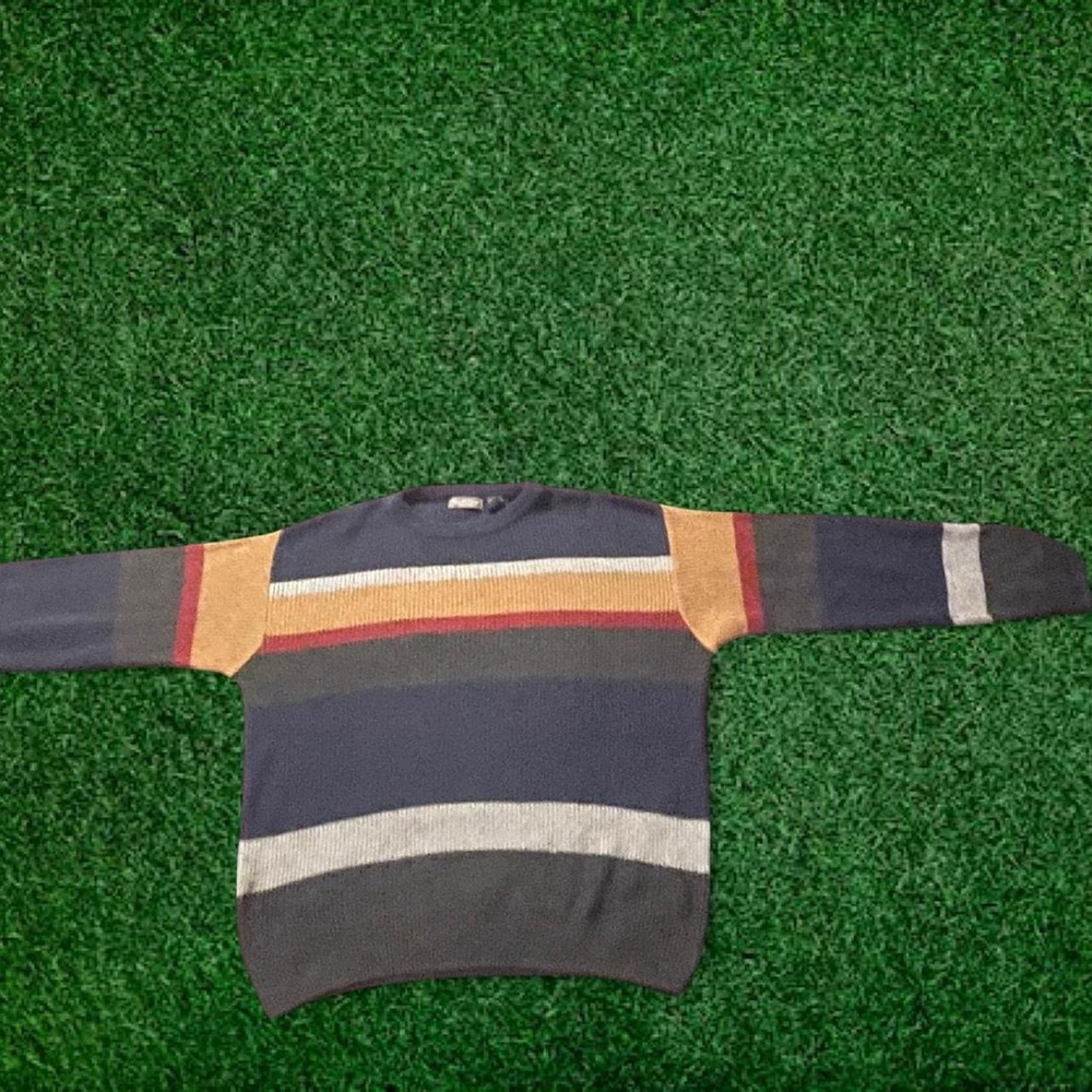 Van Heusen Black and Gray Crewneck Sweater